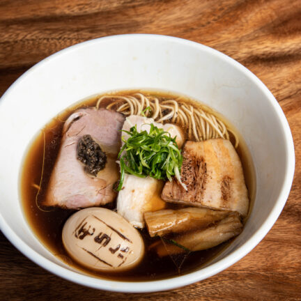 屯ちんラーメン エムスフィア店